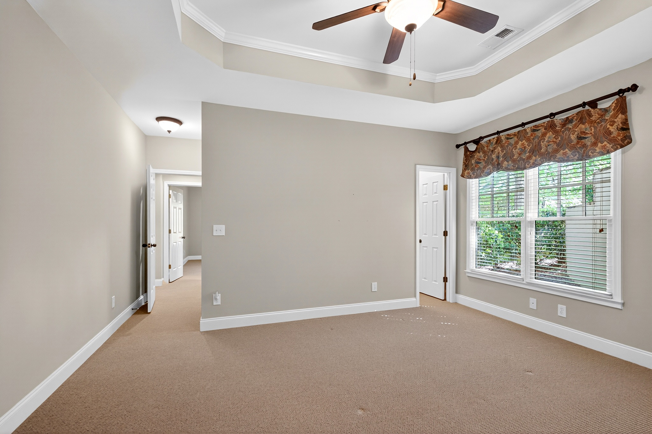  Beautifully Updated Ranch-Style Home in the Prestigious Achasta Golf Community - 物件實景