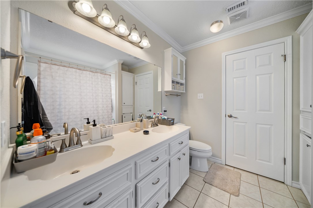 Corpus Christi, Texas, 78418, United States, 3 Bedrooms Bedrooms, ,2 BathroomsBathrooms,Residential,For Sale,1766585