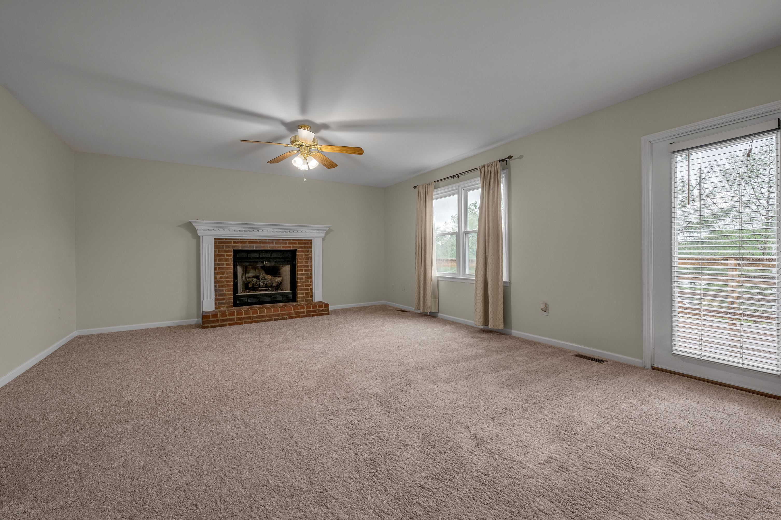  3809 Gillespies Glen - 物件實景