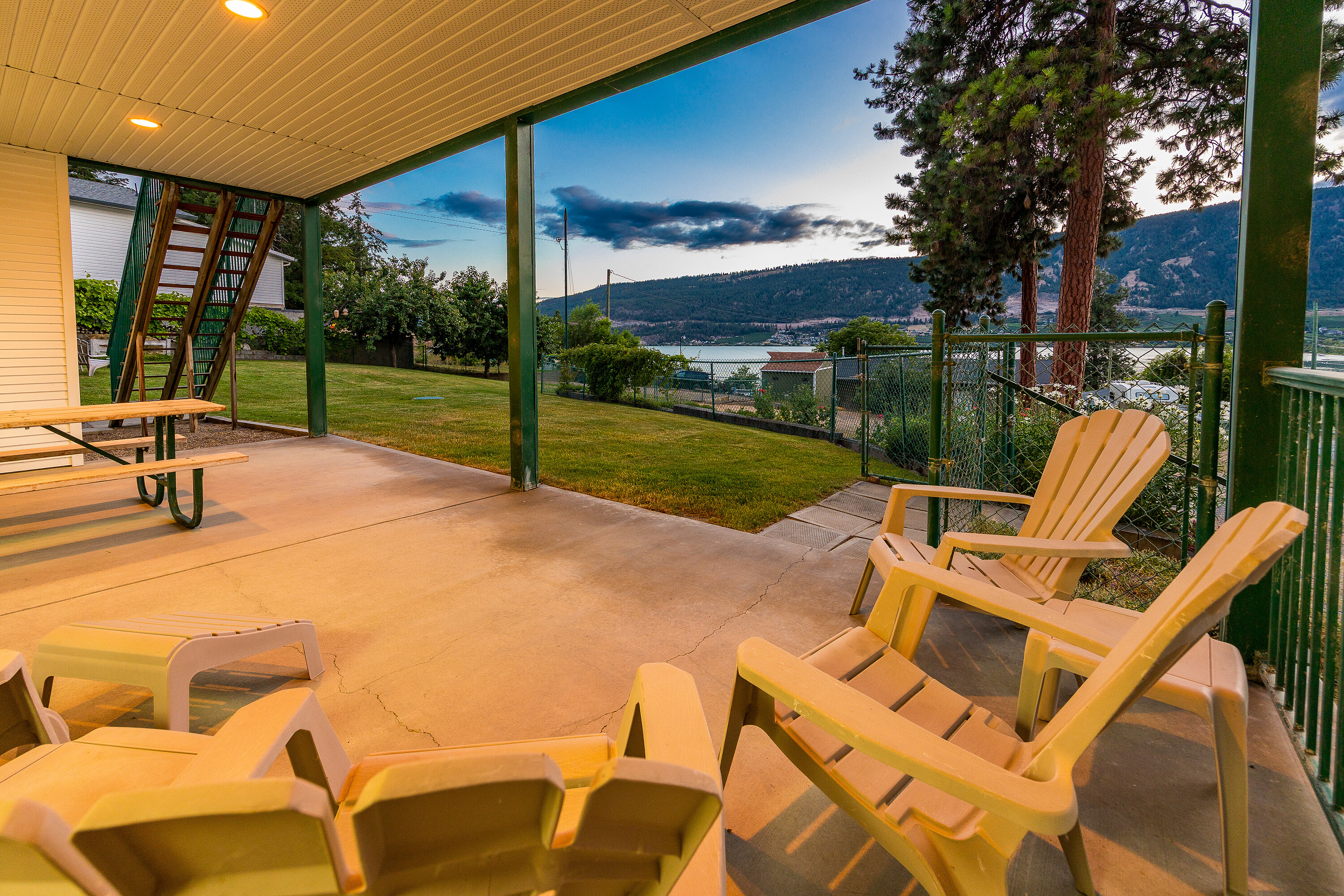 Charming Lakeview Rancher - 物件實景