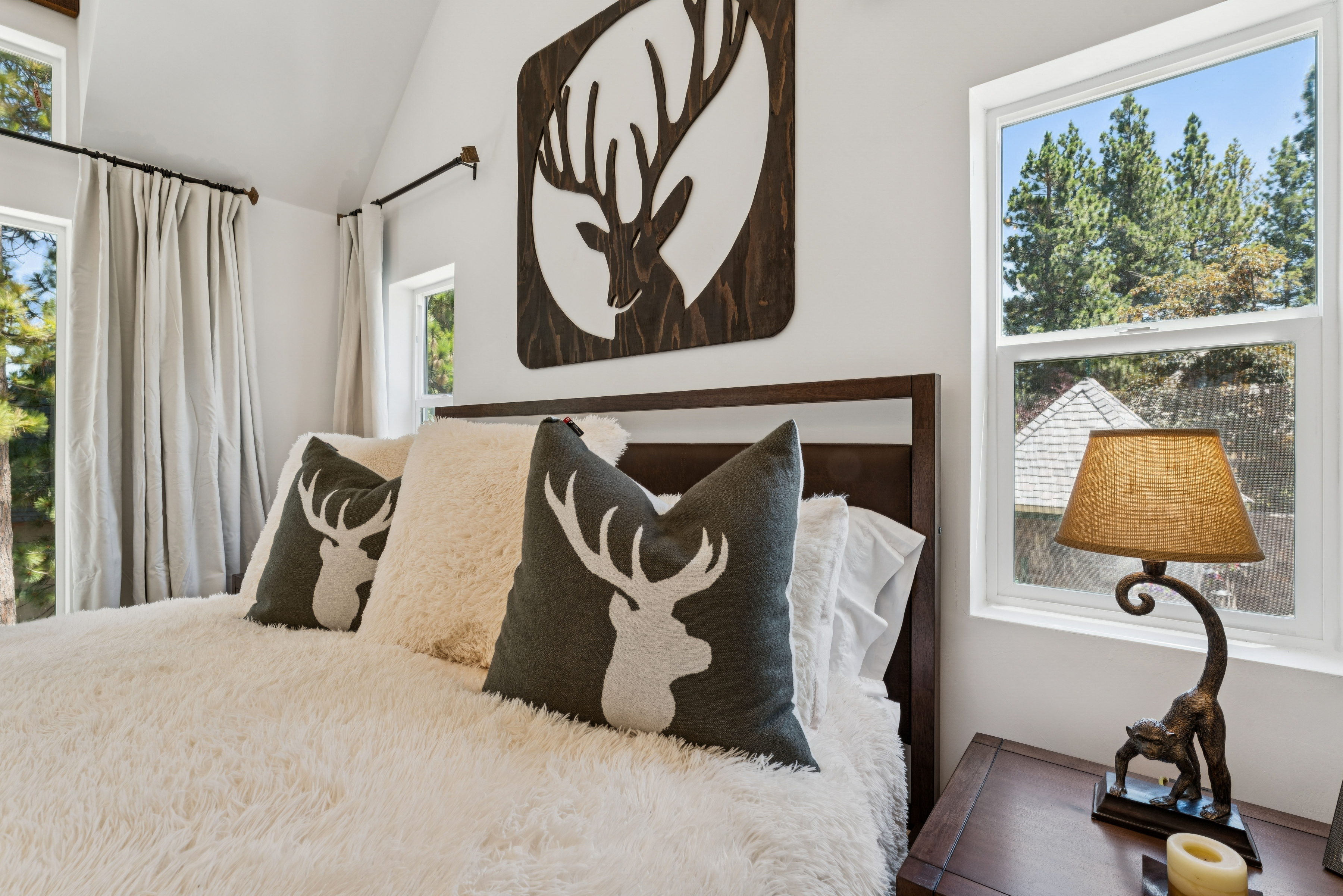  304 Lake Knoll Drive, Lake Arrowhead, CA 92352 - 物件實景
