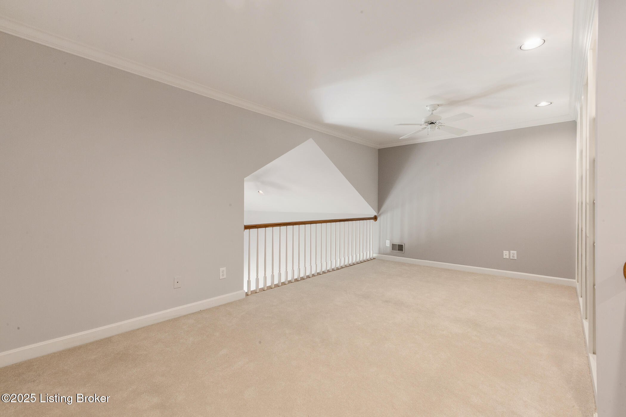 Prospect, Kentucky, 40059, United States, 3 Bedrooms Bedrooms, ,4 BathroomsBathrooms,Residential,For Sale,1754796
