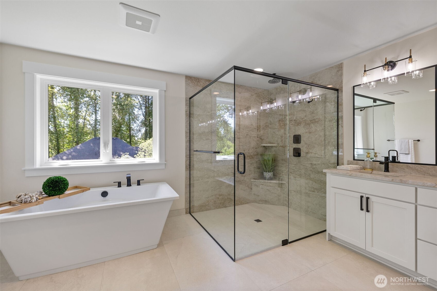 Bellevue, Washington, 98007, United States, 5 Bedrooms Bedrooms, ,4 BathroomsBathrooms,Residential,For Sale,1836661