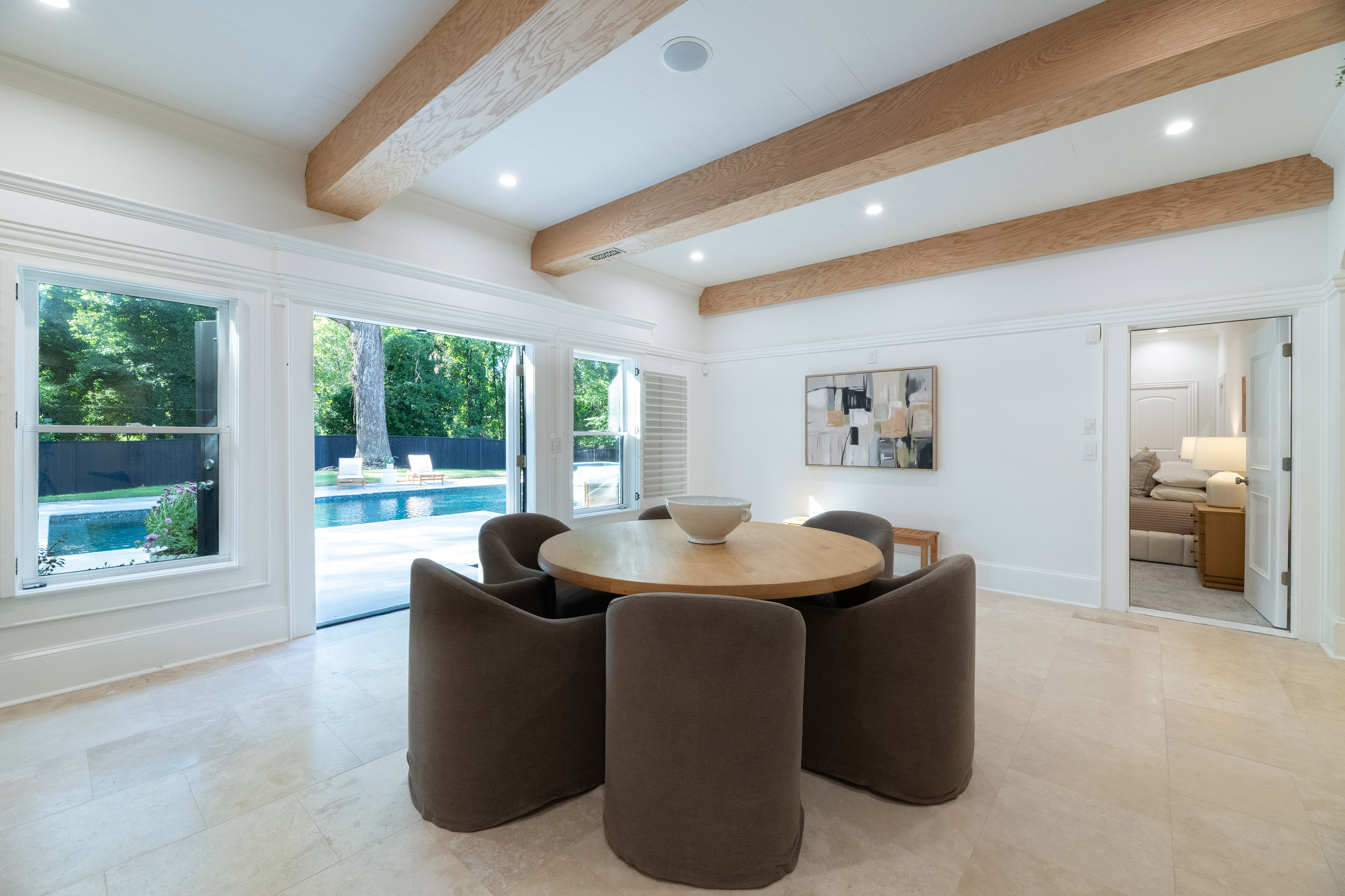  Exceptional Estate Combines Modern Luxury and Timeless Elegance - 物件實景