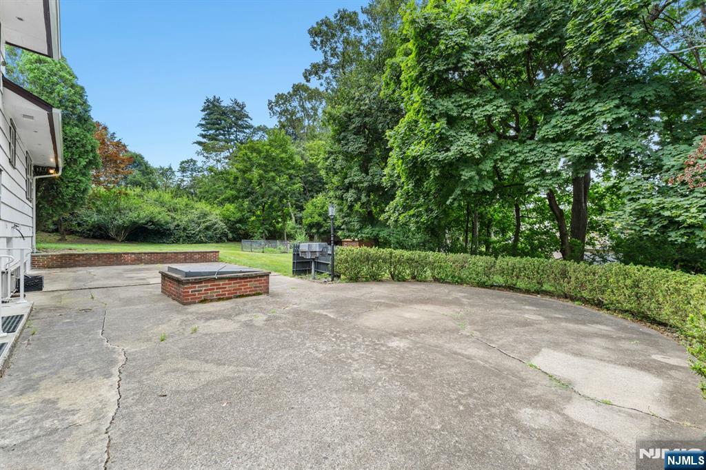 Twp of Washington, New Jersey, 07676, United States, 3 Bedrooms Bedrooms, ,2 BathroomsBathrooms,Residential,For Sale,1885353