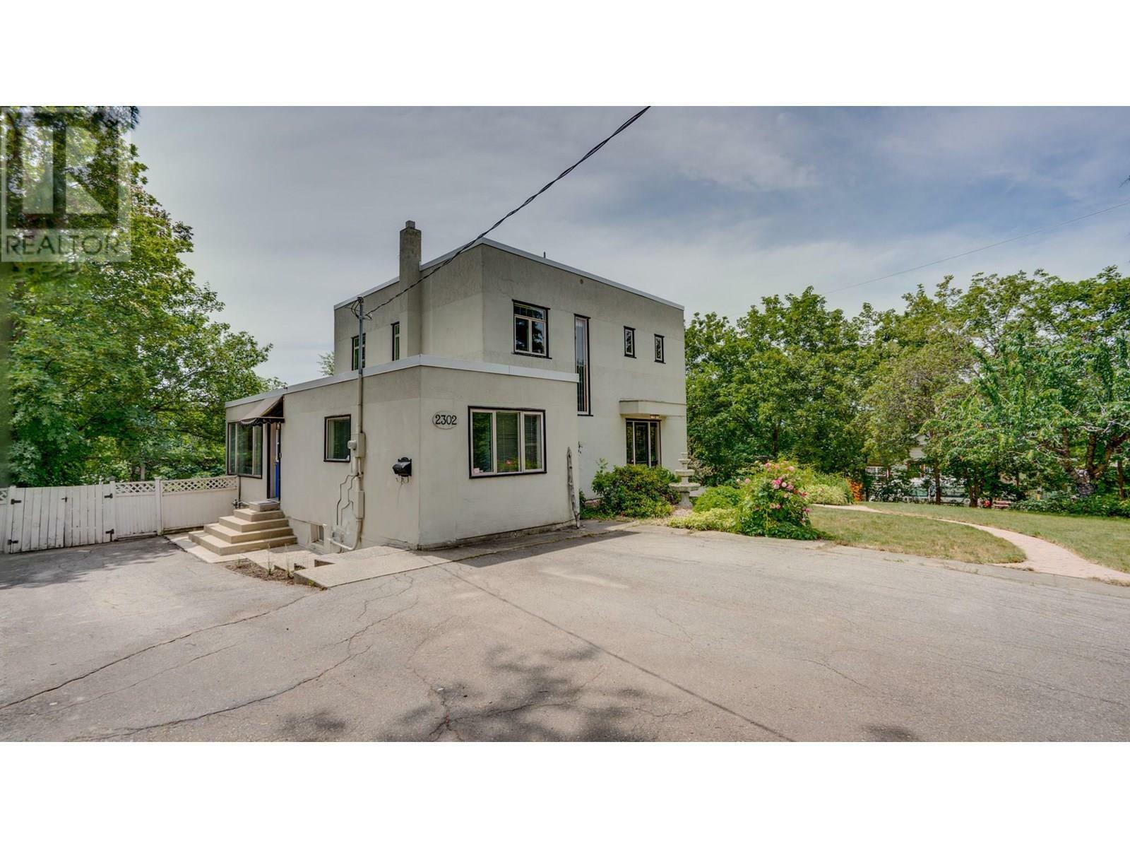 VERNON, British Columbia, V1T 1J7, CA, 5 Bedrooms Bedrooms, ,2 BathroomsBathrooms,Residential,For Sale,1865699