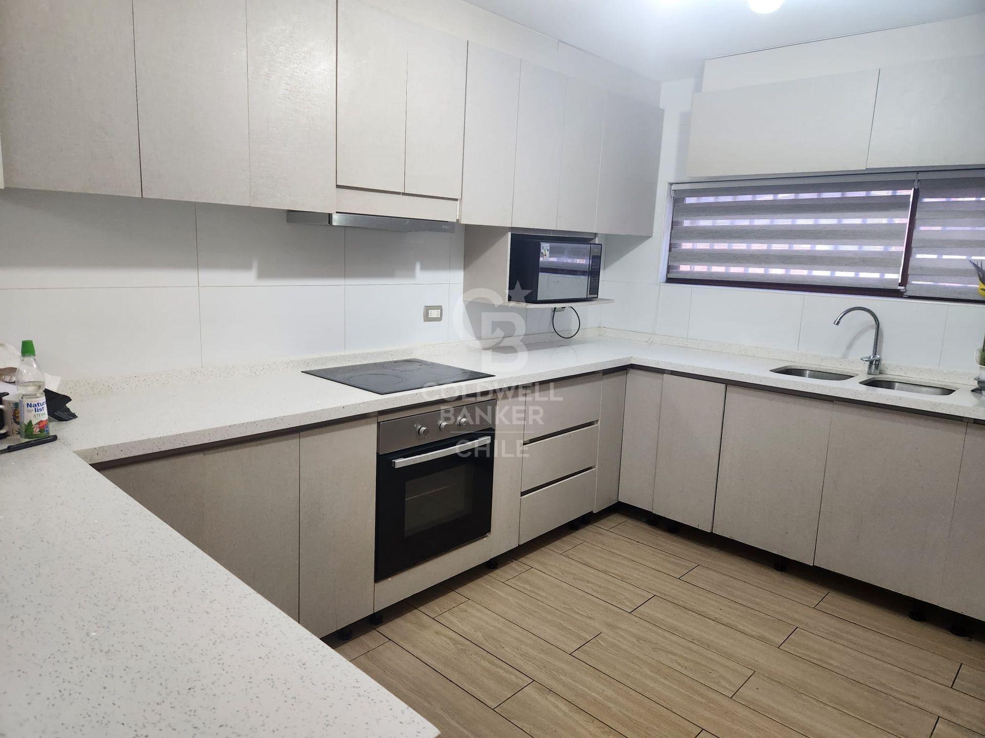 Concepción, Chile, 6 Bedrooms Bedrooms, ,5 BathroomsBathrooms,Residential,For Sale,1933629