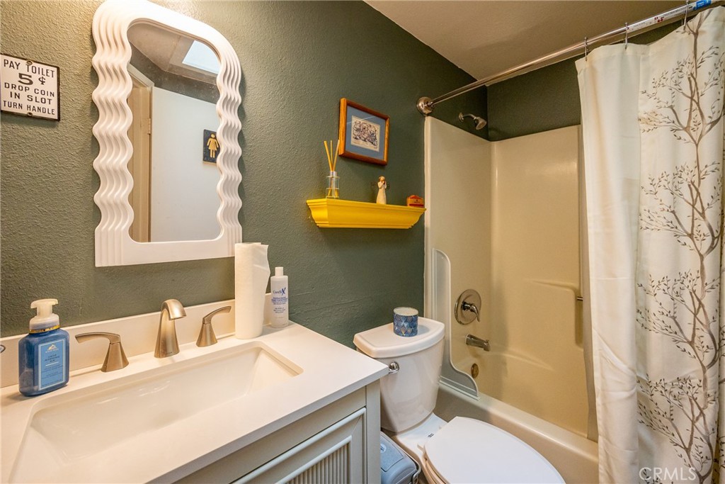 Paso Robles, California, 93446, United States, 2 Bedrooms Bedrooms, ,2 BathroomsBathrooms,Residential,For Sale,1977542