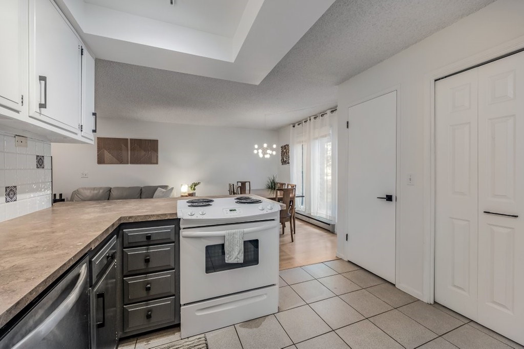 Twin Lakes Village Golf Community Condo - 物件實景