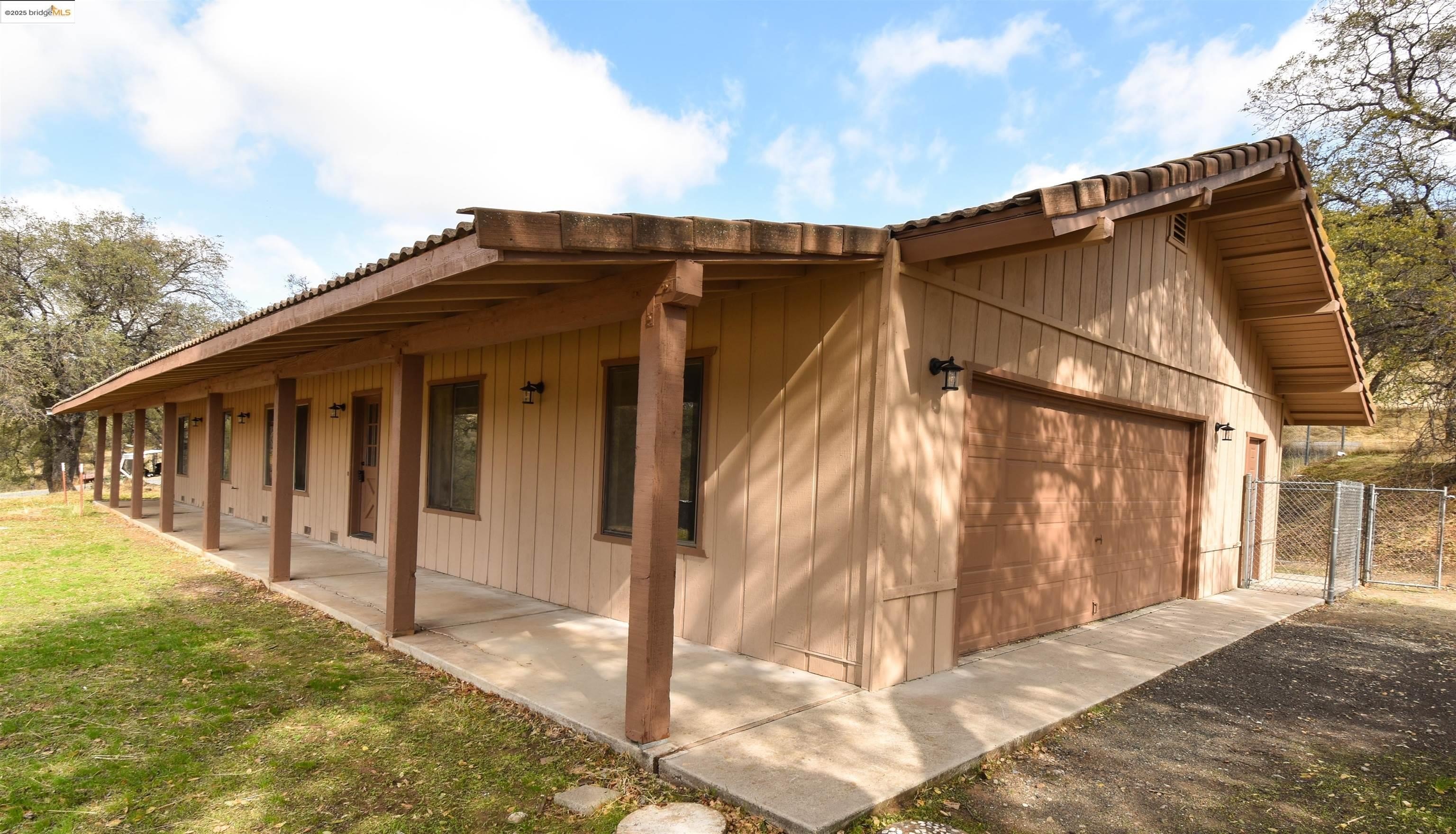 Jamestown, California, 95327, United States, 3 Bedrooms Bedrooms, ,2 BathroomsBathrooms,Residential,For Sale,1970906