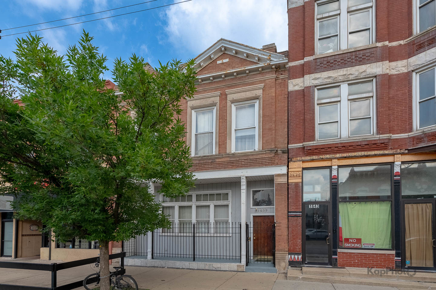 Chicago, Illinois, 60608, United States, 3 Bedrooms Bedrooms, ,5 BathroomsBathrooms,Residential,For Sale,1986120