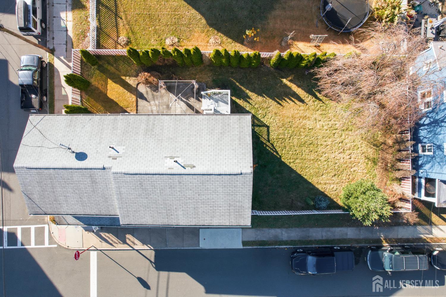 South Amboy, New Jersey, 08879, United States, 3 Bedrooms Bedrooms, ,2 BathroomsBathrooms,Residential,For Sale,2005164