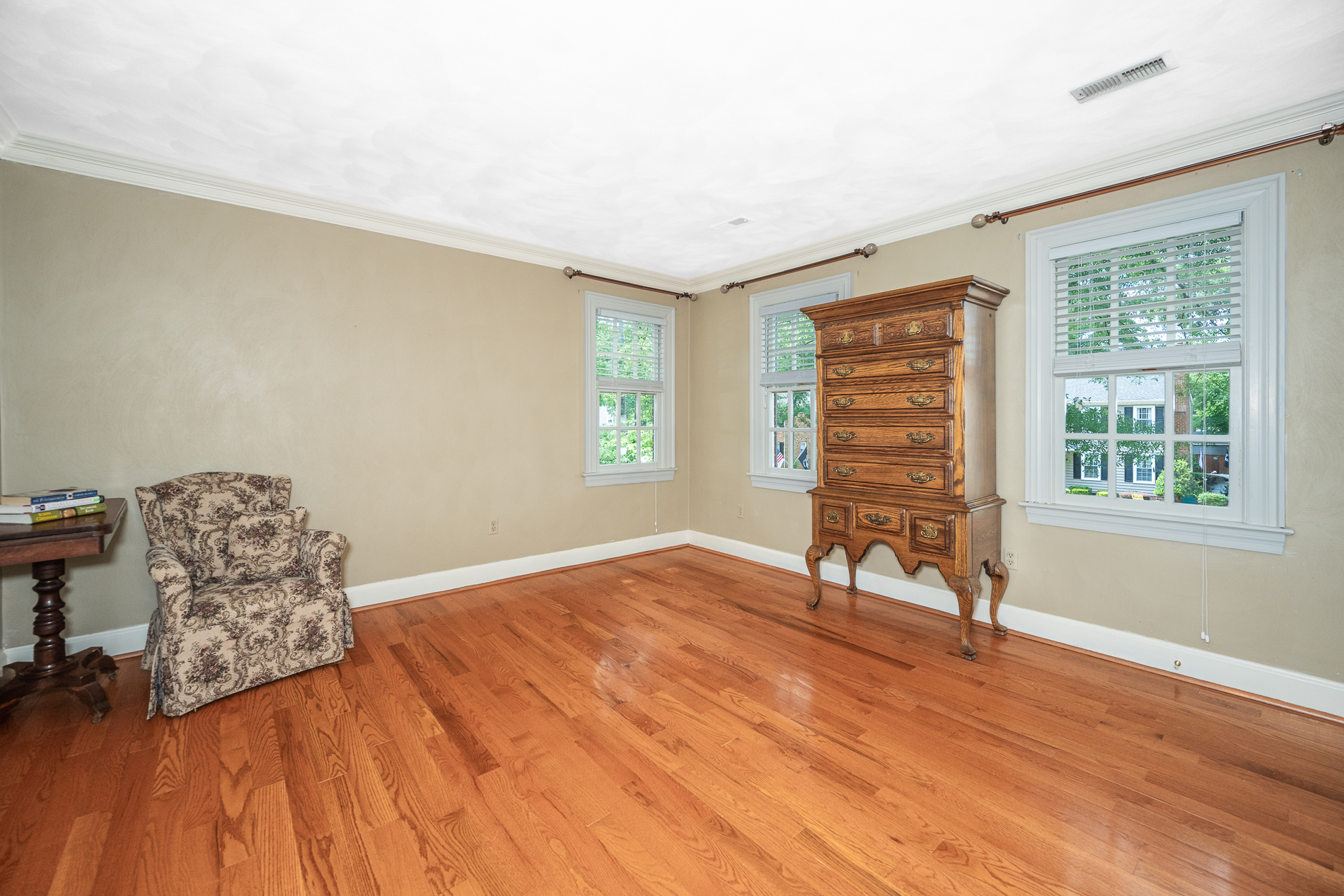  413 Wickwood Drive, Chesapeake, VA 23322 - 物件實景