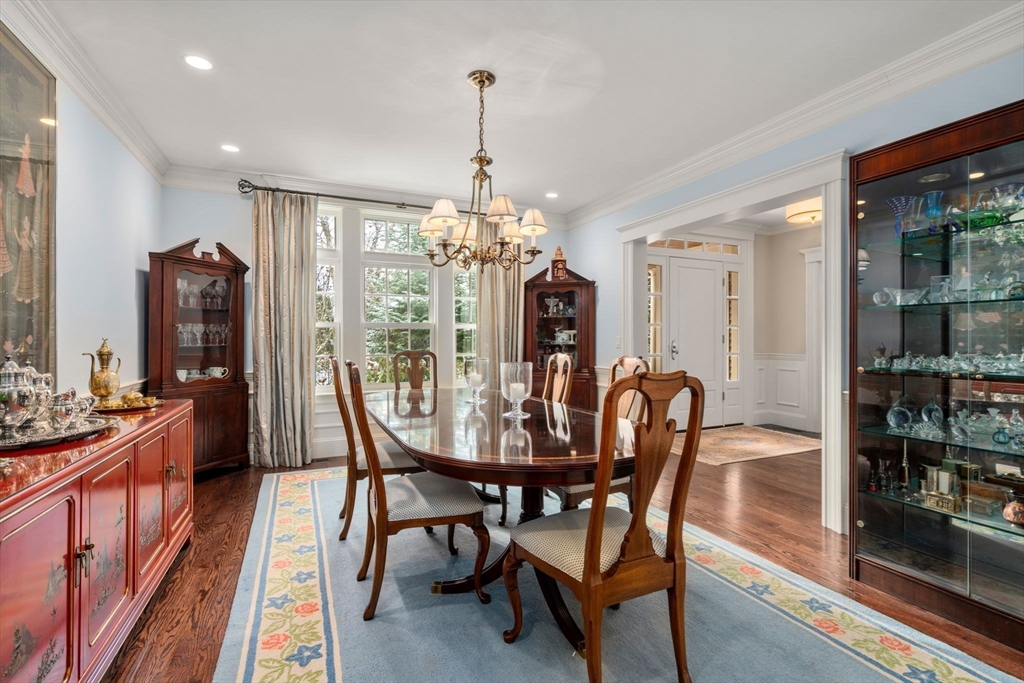 Weston, Massachusetts, 02493, United States, 3 Bedrooms Bedrooms, ,5 BathroomsBathrooms,Residential,For Sale,1941608