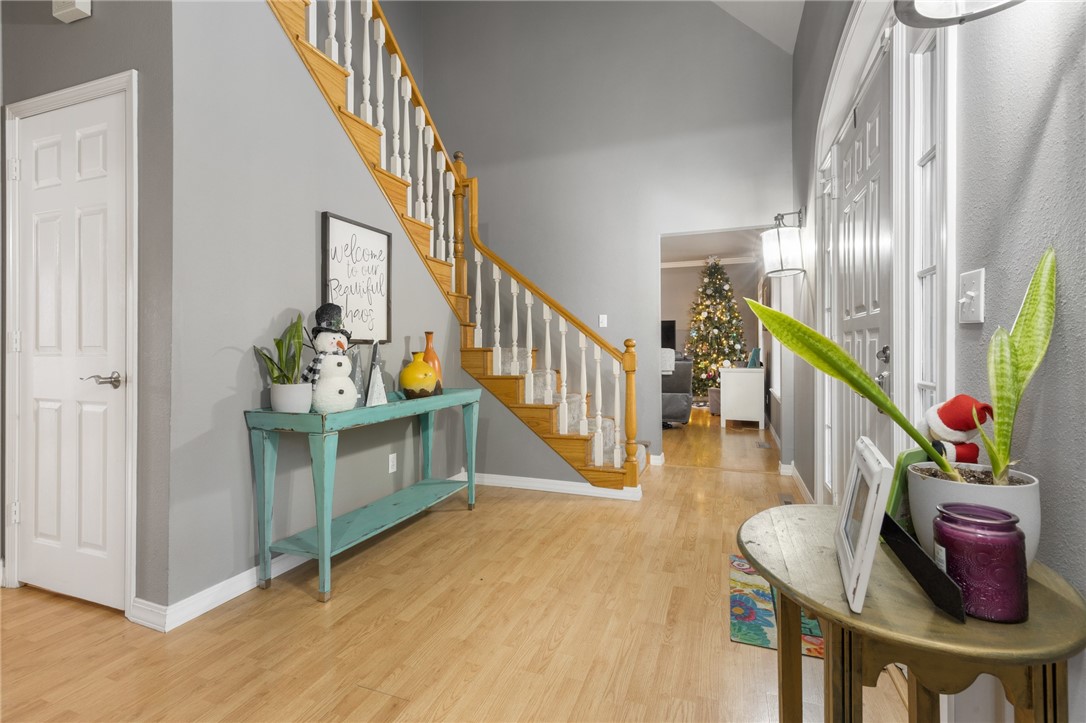 Harrison, Arkansas, 72601, United States, 5 Bedrooms Bedrooms, ,4 BathroomsBathrooms,Residential,For Sale,1934554