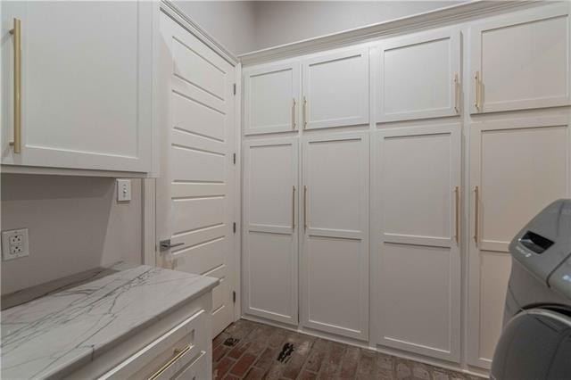 Boyce, Louisiana, 71409, United States, 4 Bedrooms Bedrooms, ,3 BathroomsBathrooms,Residential,For Sale,1982033