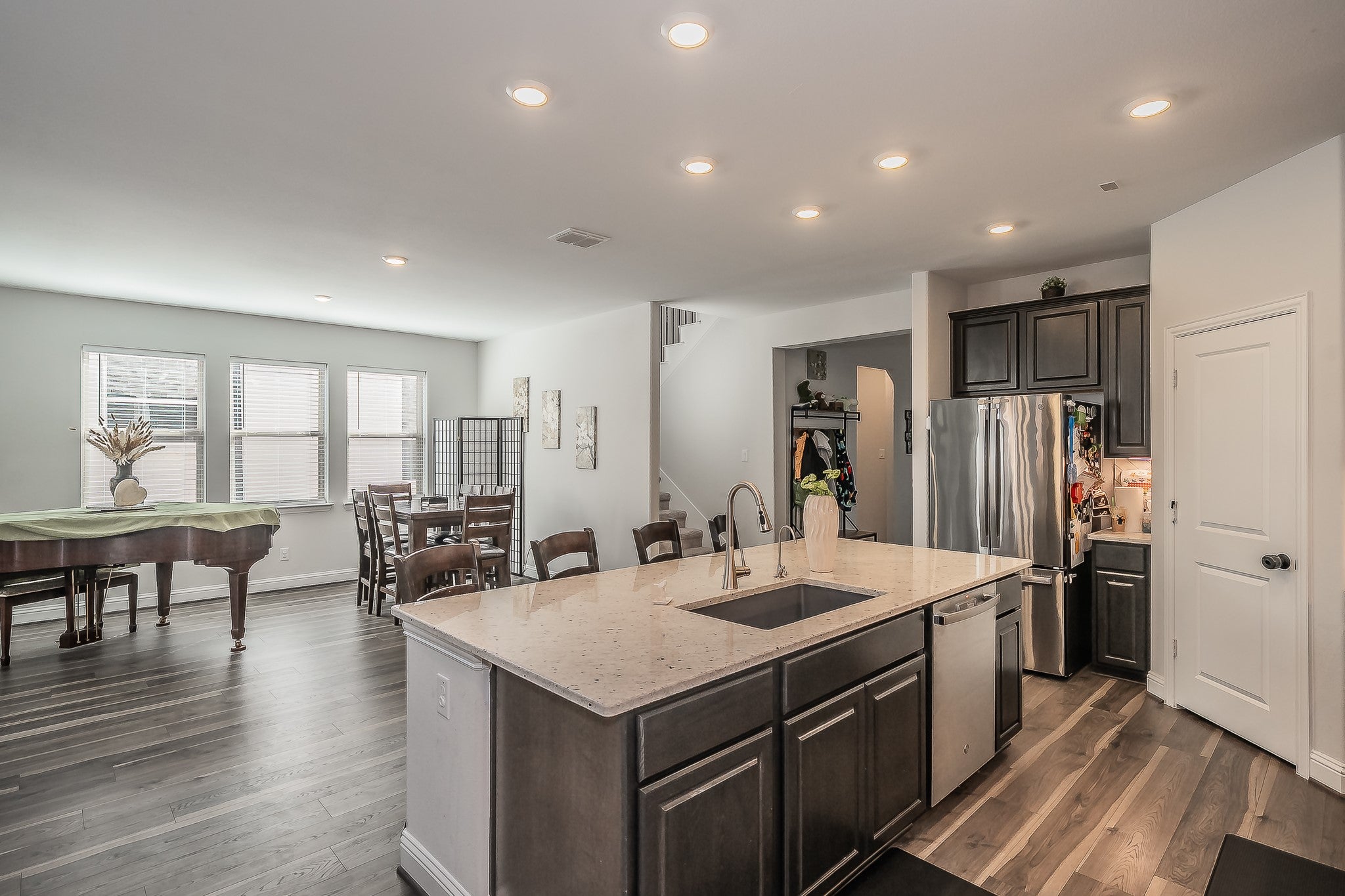 Celina, Texas, 75009, United States, 4 Bedrooms Bedrooms, ,4 BathroomsBathrooms,Residential,For Sale,2021817