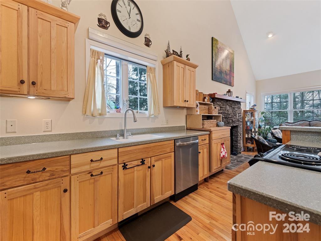 12 Belisle Lane, Maggie Valley, North Carolina, 28751, United States, 4 Bedrooms Bedrooms, ,3 BathroomsBathrooms,Residential,For Sale,12 Belisle Lane,1663193