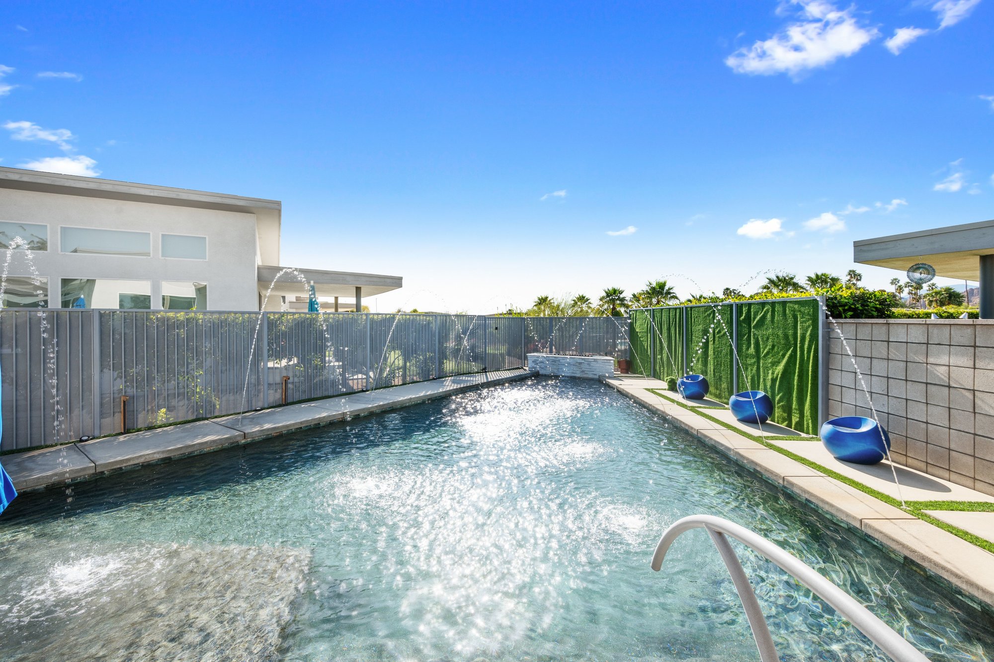  Luxury Mid-Century Indian Wells STR with Resort-Style Pool - 物件實景