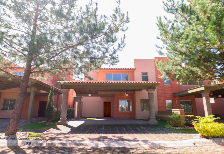 Jos? Mar?a Morelos, Morelia, Michoacán de Ocampo, 58350, Mexico, 3 Bedrooms Bedrooms, ,2 BathroomsBathrooms,Residential,For Sale,Jos? Mar?a Morelos,1624023