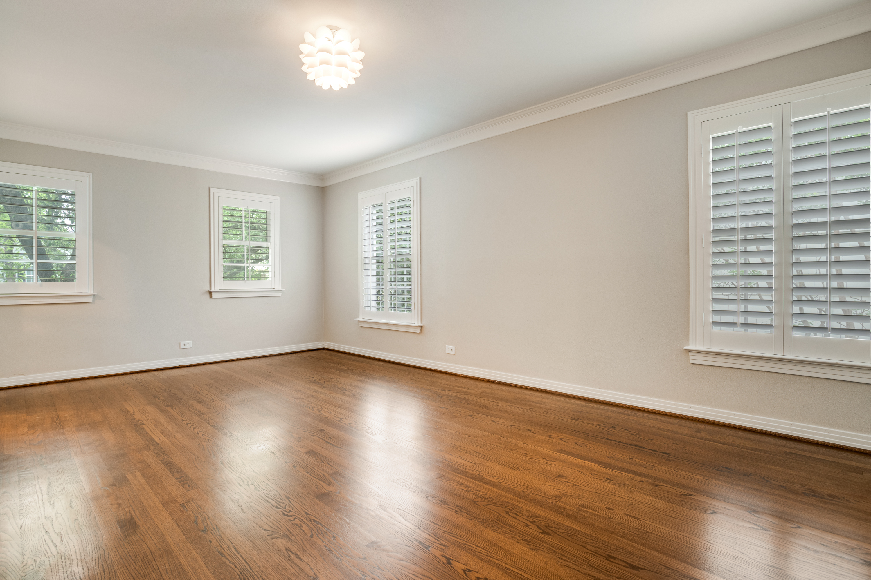  A Modern Tudor Masterpiece in Highland Park’s French Streets - 物件實景