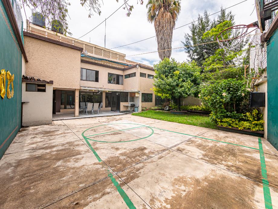 Naucalpan de Juárez, Estado de méxico, 53240, Mexico, 5 Bedrooms Bedrooms, ,5 BathroomsBathrooms,Residential,For Sale,1821494