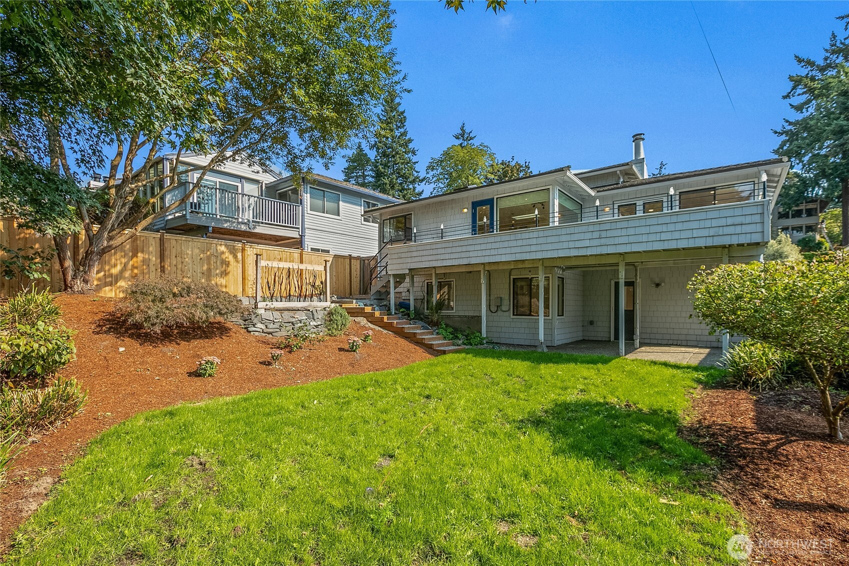 Seattle, Washington, 98116, United States, 3 Bedrooms Bedrooms, ,2 BathroomsBathrooms,Residential,For Sale,1977530