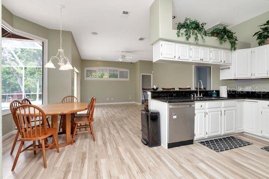 New Port Richey, Florida, 34654, United States, 4 Bedrooms Bedrooms, ,3 BathroomsBathrooms,Residential,For Sale,1817556
