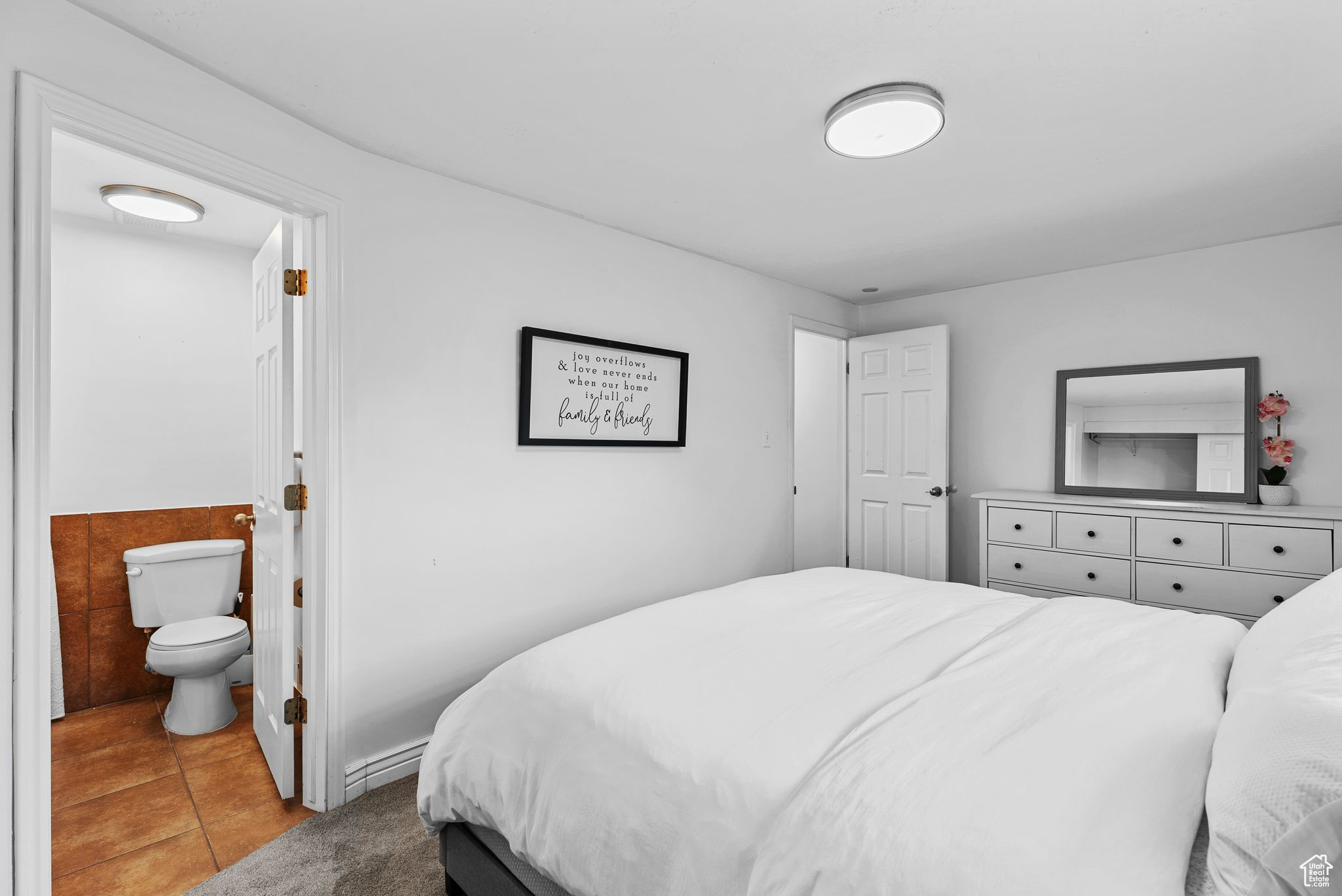 Taylorsville, Utah, 84129, United States, 5 Bedrooms Bedrooms, ,1 BathroomBathrooms,Residential,For Sale,1957642