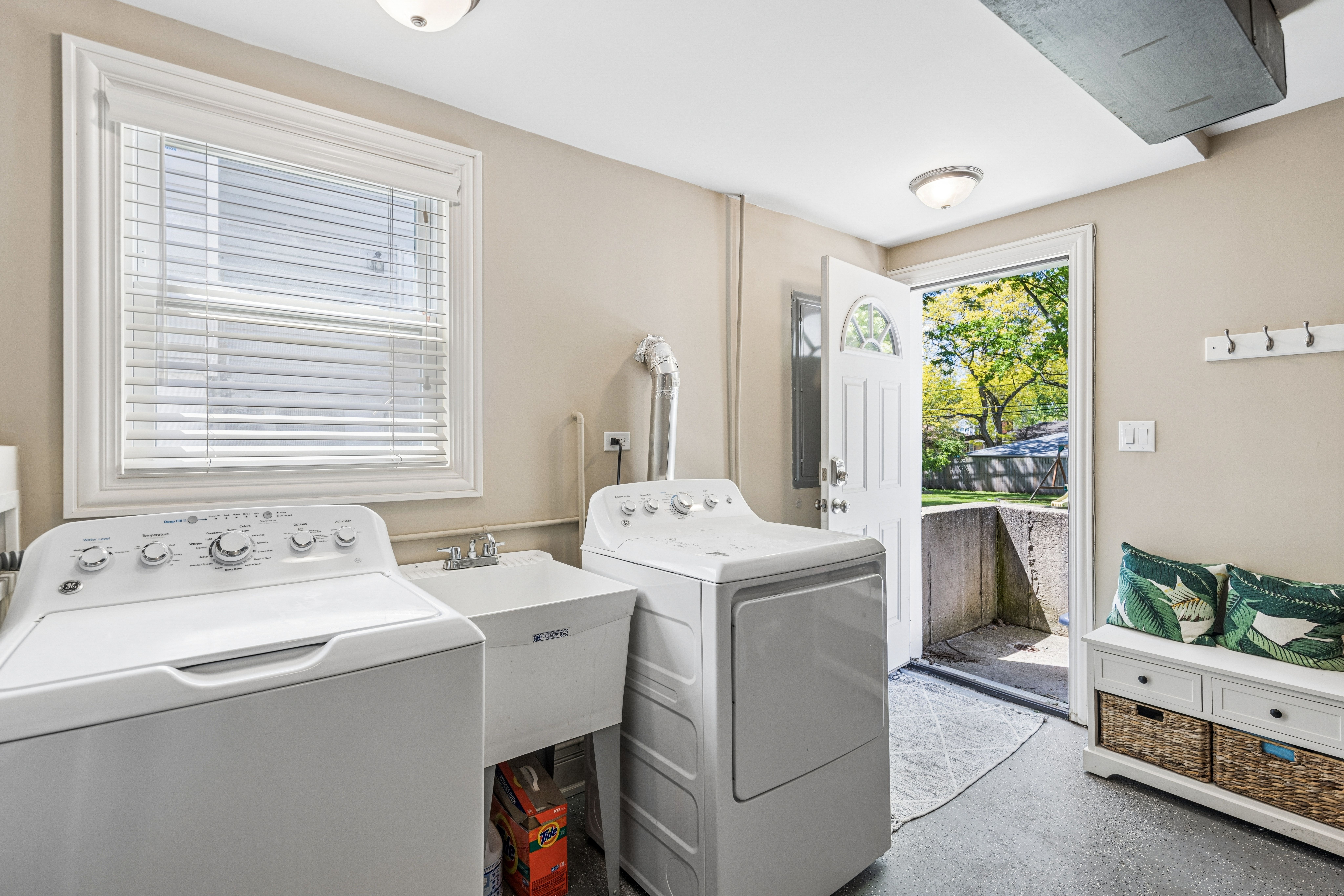  where  timeless charm meets modern convenience - 物件實景