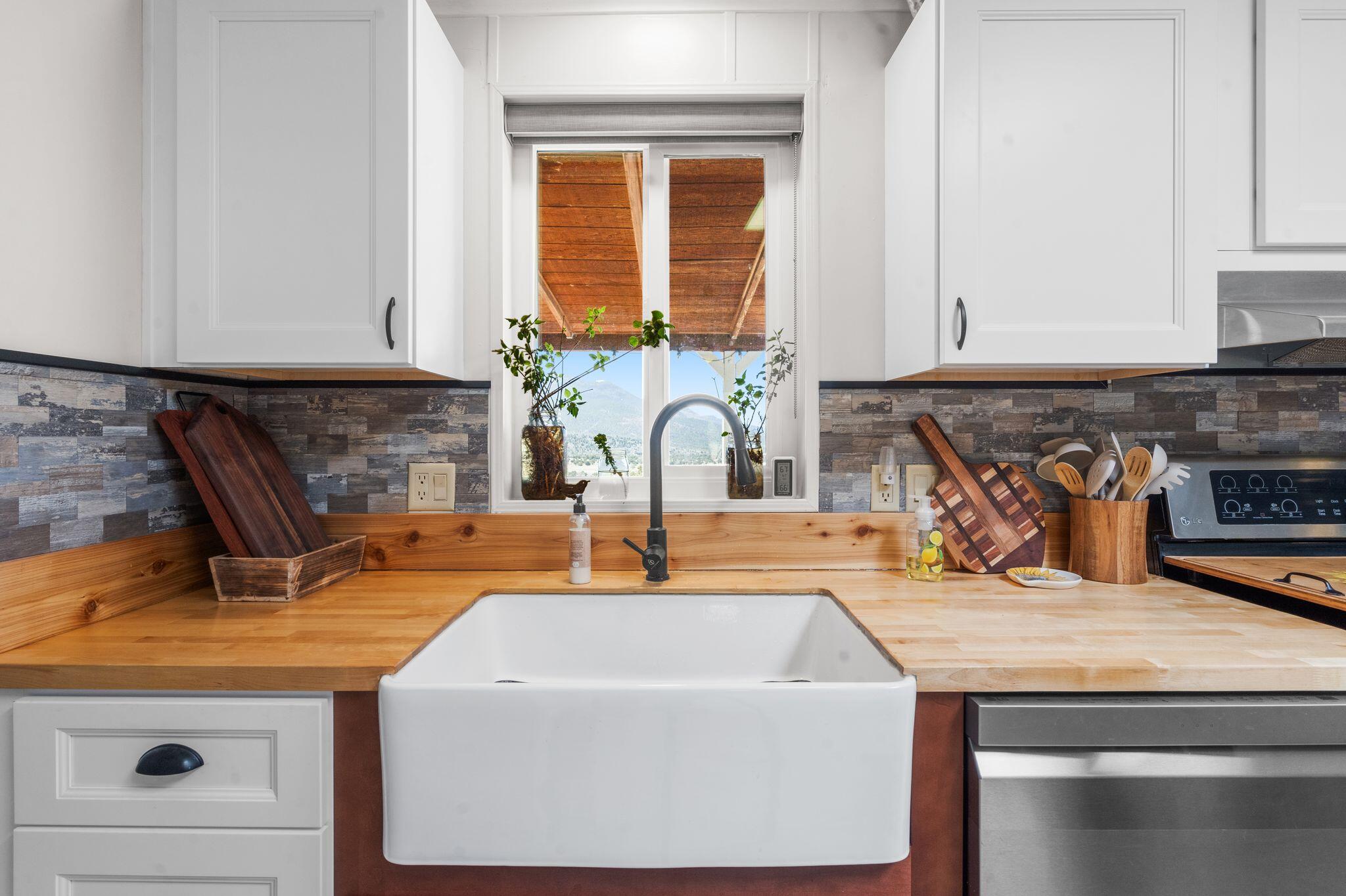 Central, Utah, 84722, United States, 3 Bedrooms Bedrooms, ,Residential,For Sale,1771073