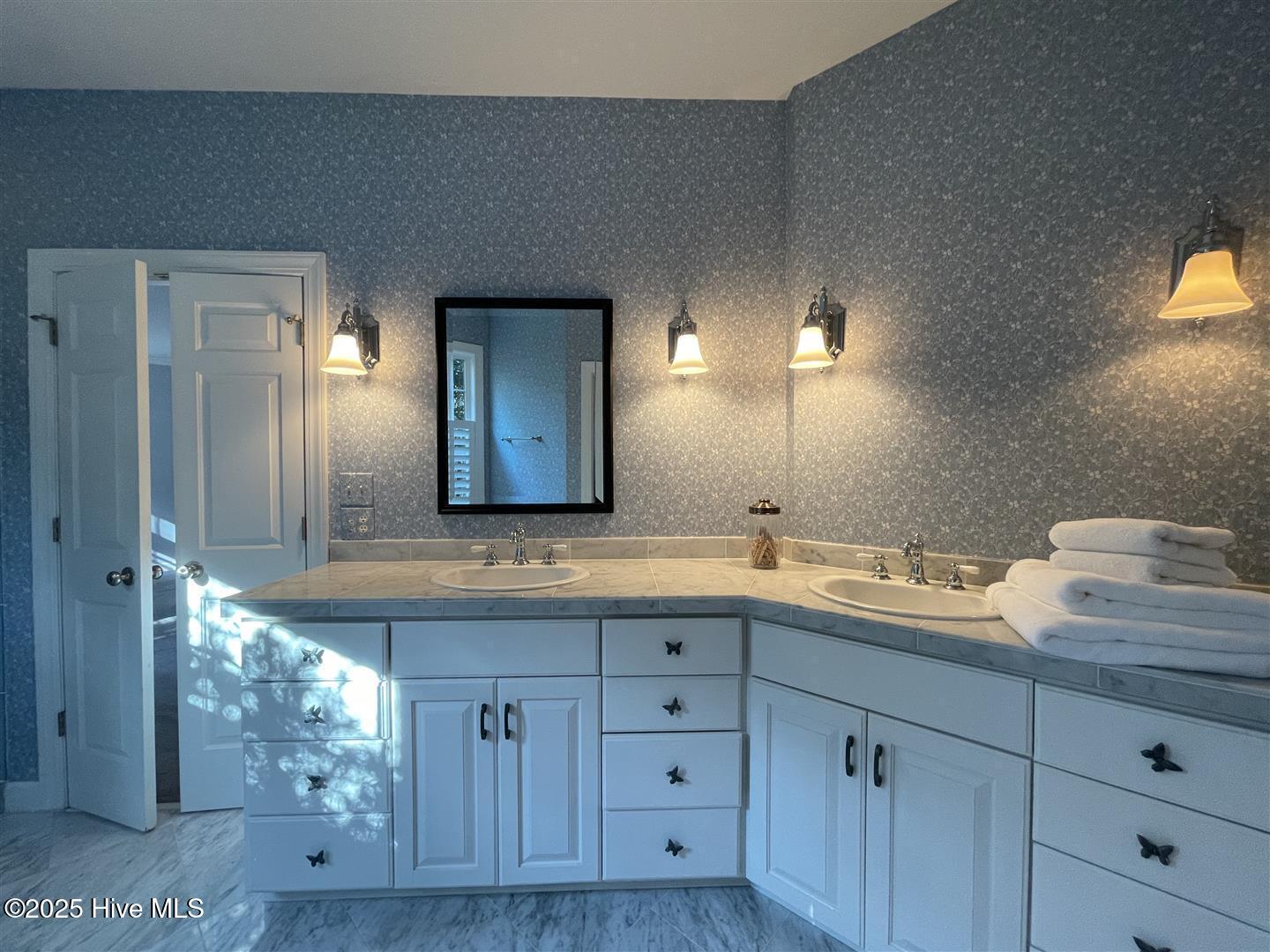 Pinehurst, North Carolina, 28374, United States, 5 Bedrooms Bedrooms, ,4 BathroomsBathrooms,Residential,For Sale,1911740