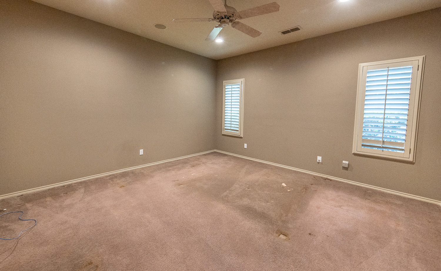 Lubbock, Texas, 79424, United States, 4 Bedrooms Bedrooms, ,3 BathroomsBathrooms,Residential,For Sale,1998502