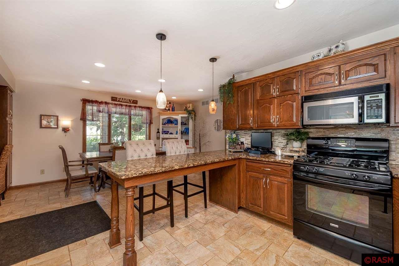 Mankato, Minnesota, 56001, United States, 5 Bedrooms Bedrooms, ,1 BathroomBathrooms,Residential,For Sale,1914135