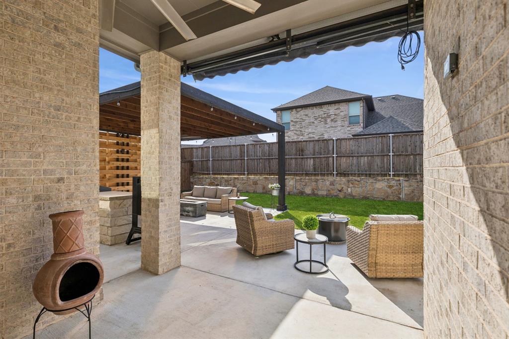 Fort Worth, Texas, 76052, United States, 4 Bedrooms Bedrooms, ,4 BathroomsBathrooms,Residential,For Sale,1960581