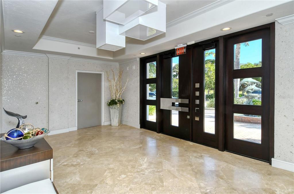 Sarasota, Florida, 34236, United States, 3 Bedrooms Bedrooms, ,4 BathroomsBathrooms,Residential,For Sale,1967677