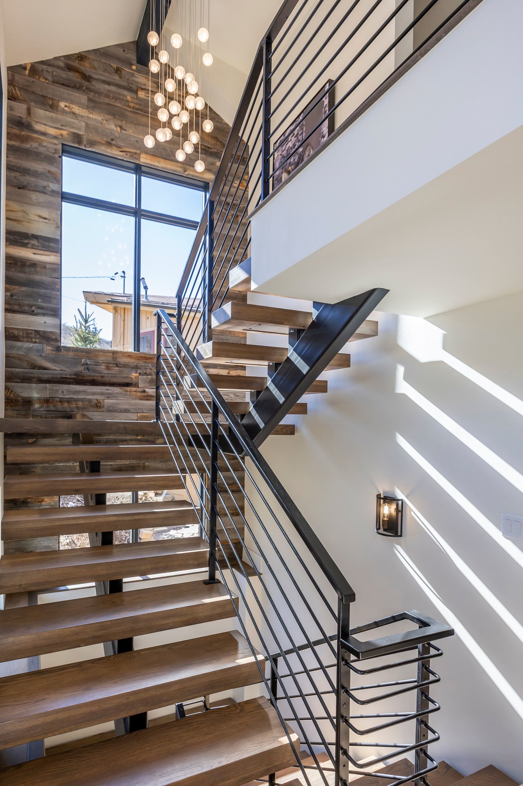  Mountain Modern Masterpiece with Sweeping Old Town and Ski Area Views - 物件實景