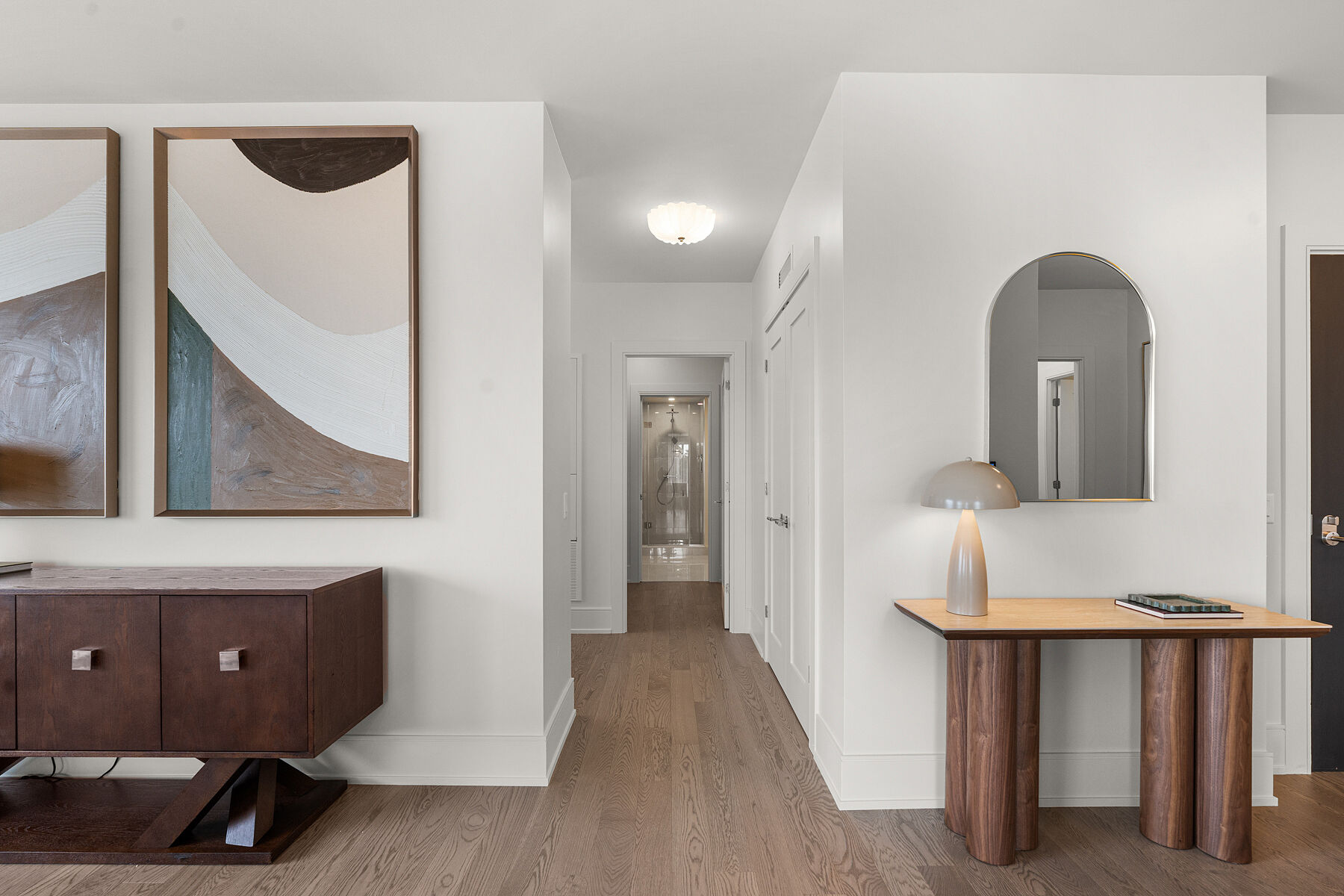  Refined Edenbridge Living - 物件實景