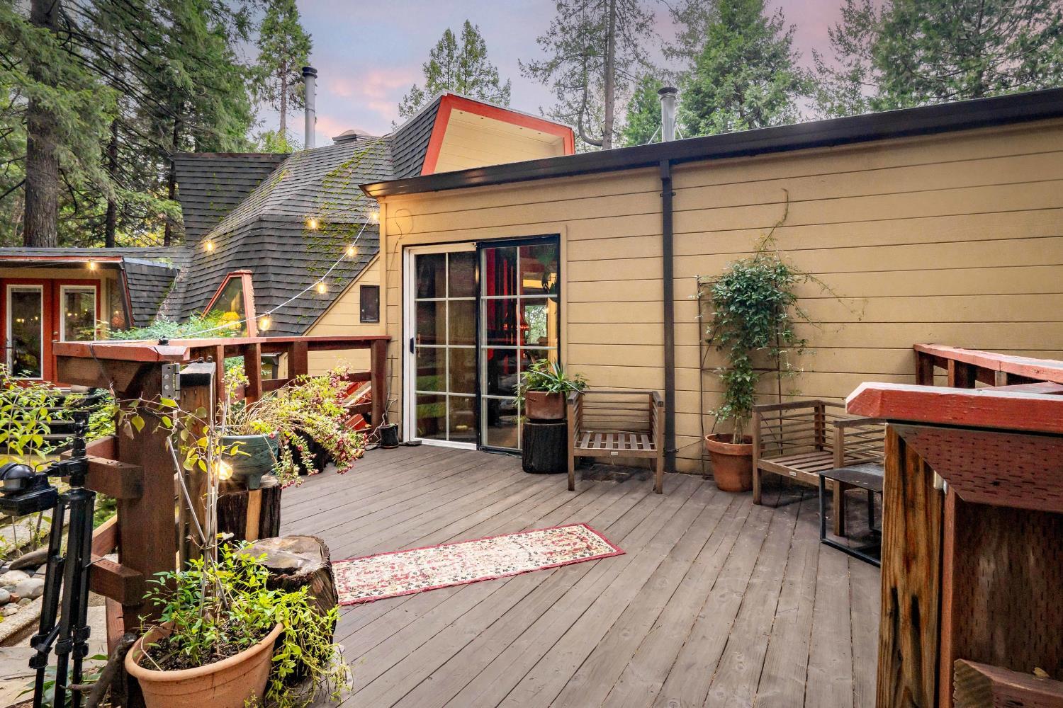 Foresthill, California, 95631, United States, 4 Bedrooms Bedrooms, ,3 BathroomsBathrooms,Residential,For Sale,2006028