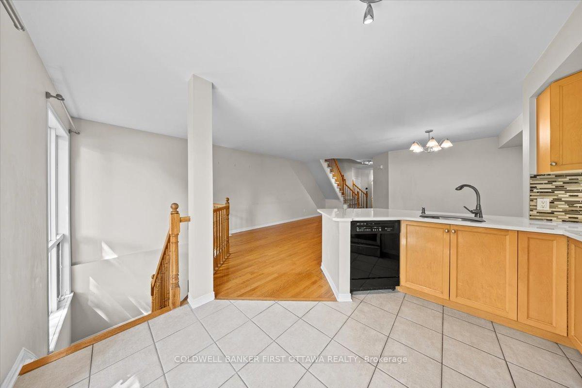 BEACON HILL NORTH - SOUTH AND AREA, Ontario, K1J 1J2, CA, 3 Bedrooms Bedrooms, ,Residential,For Sale,1903581