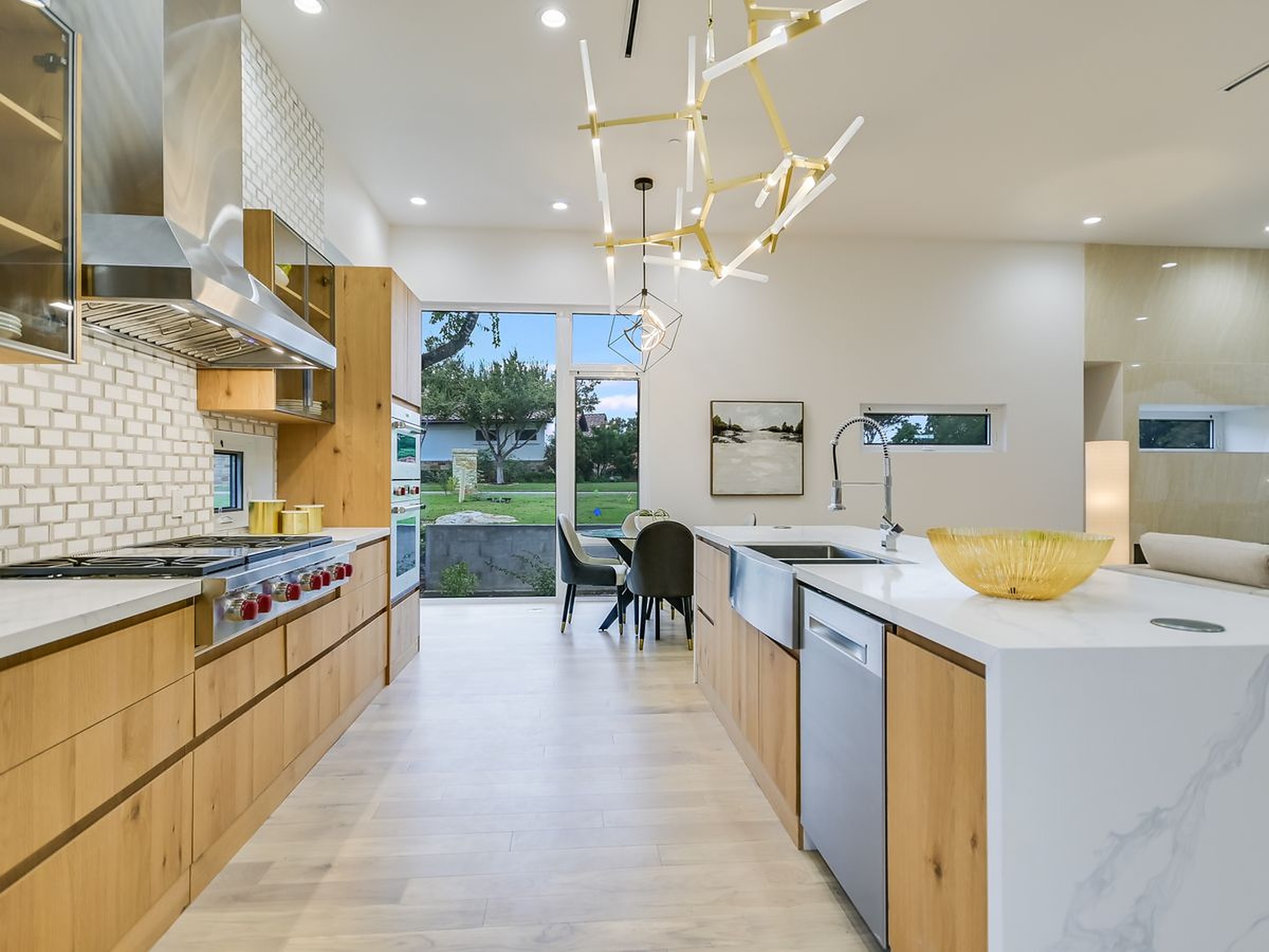  Modern Elegance in Davenport Ranch - 物件實景