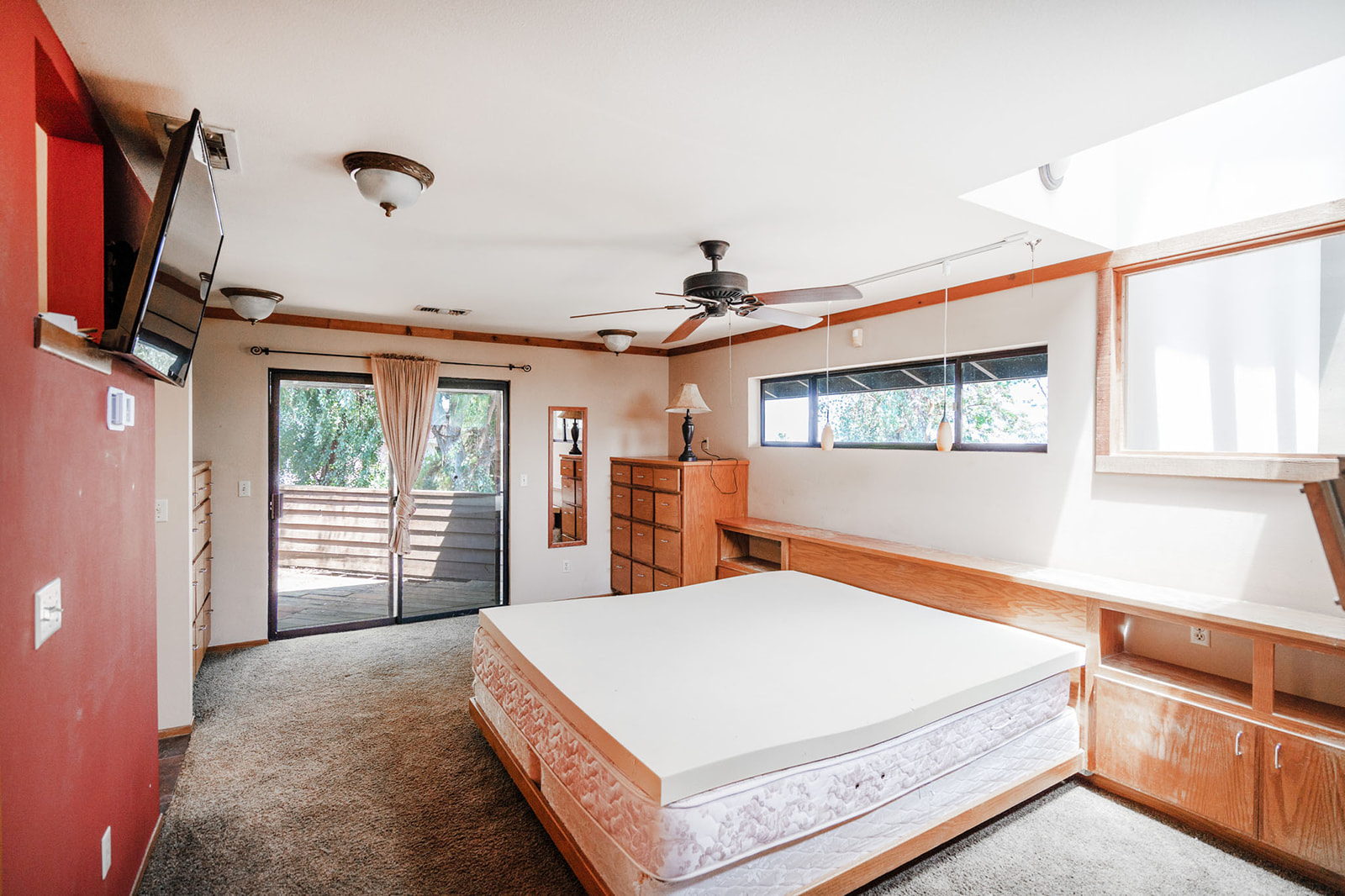 Hemet, California, 92544, United States, 6 Bedrooms Bedrooms, ,6 BathroomsBathrooms,Residential,For Sale,1849818