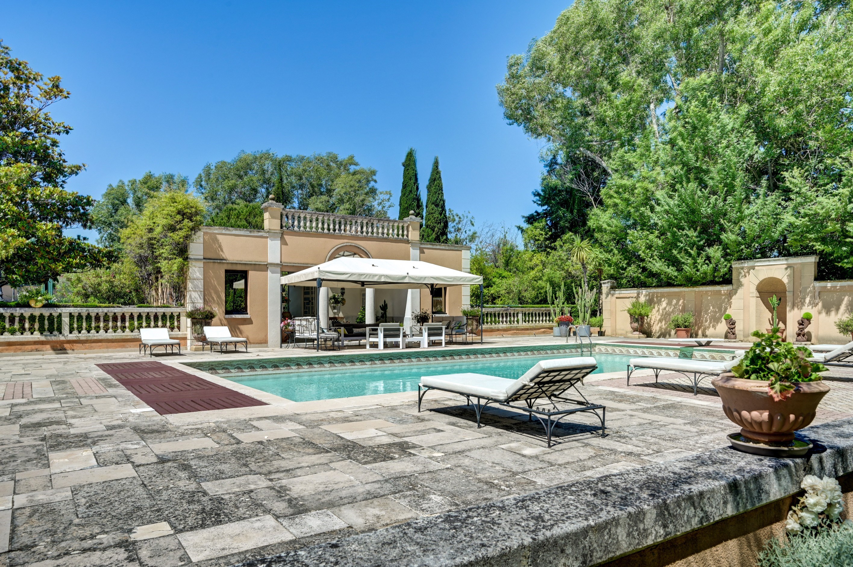  Exceptional estate of 1300 m² for sale in Aix-en-Provence. - 物件實景