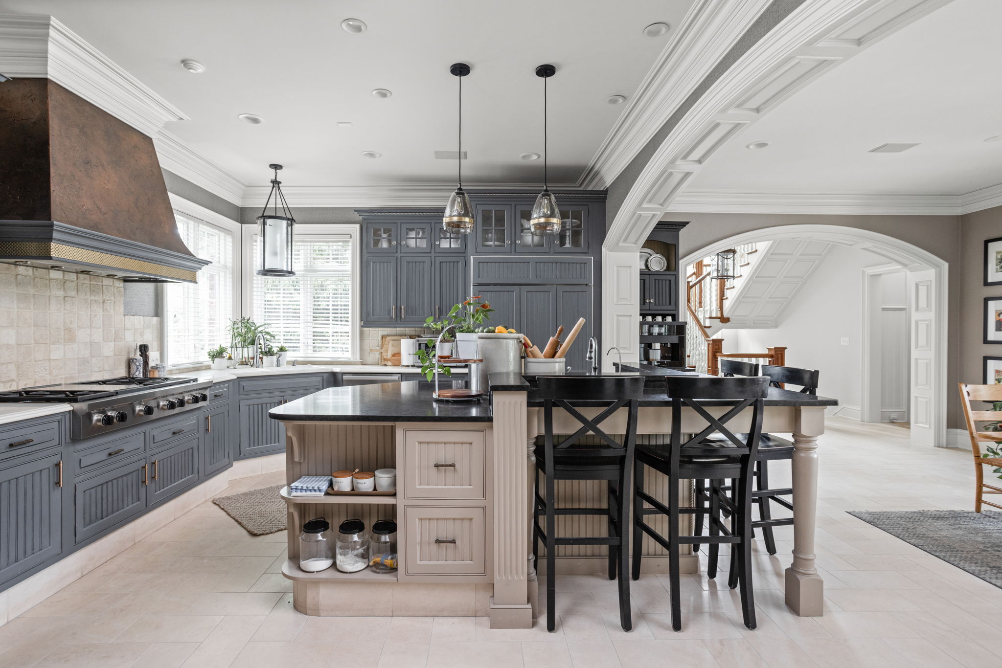  Signature Estate Set on More than 2 Acres in Desirable Zionsville Neighborhood - 物件實景
