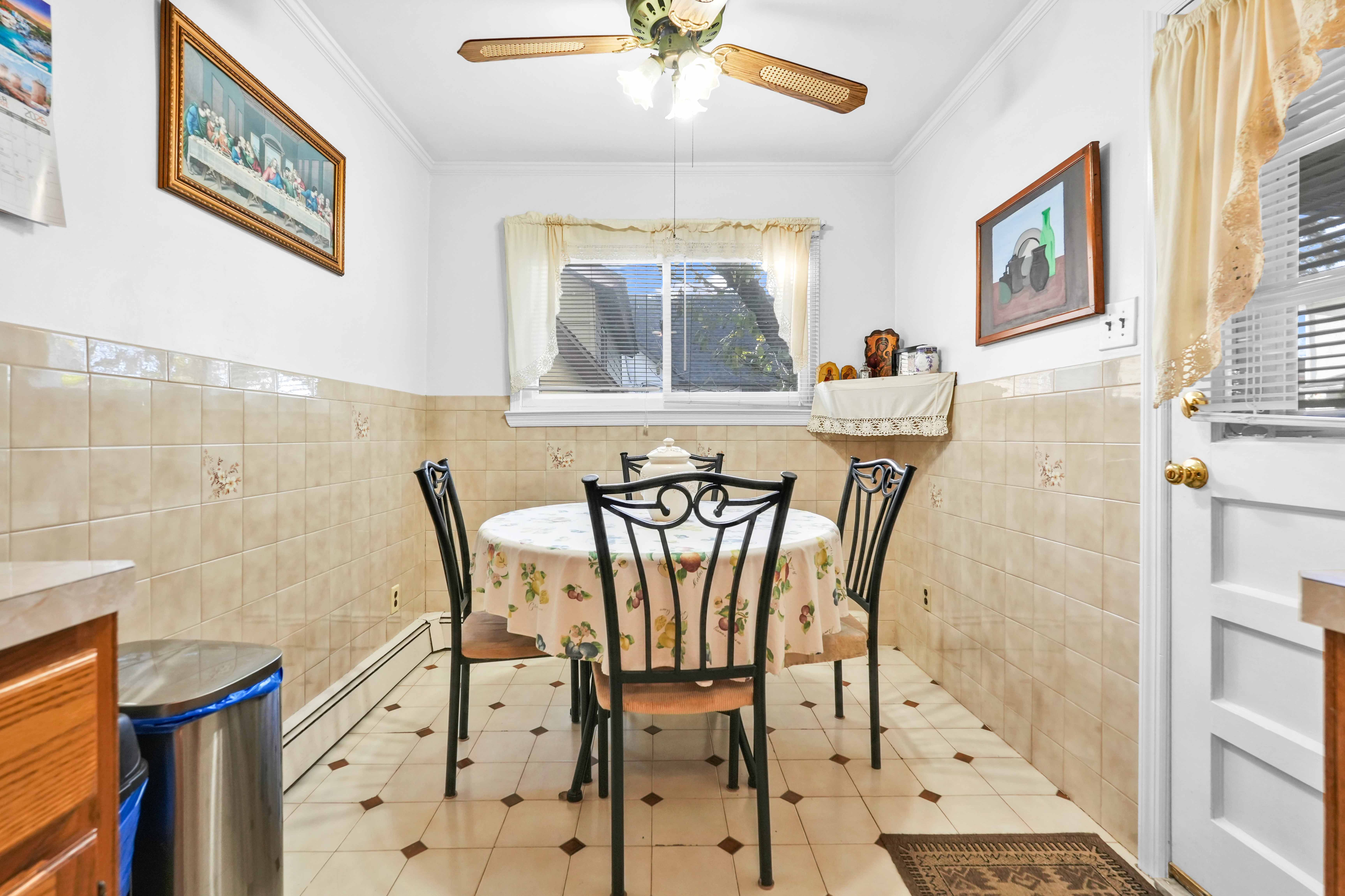  115-33 10th Avenue, College Point, NY, 11356 - 物件實景