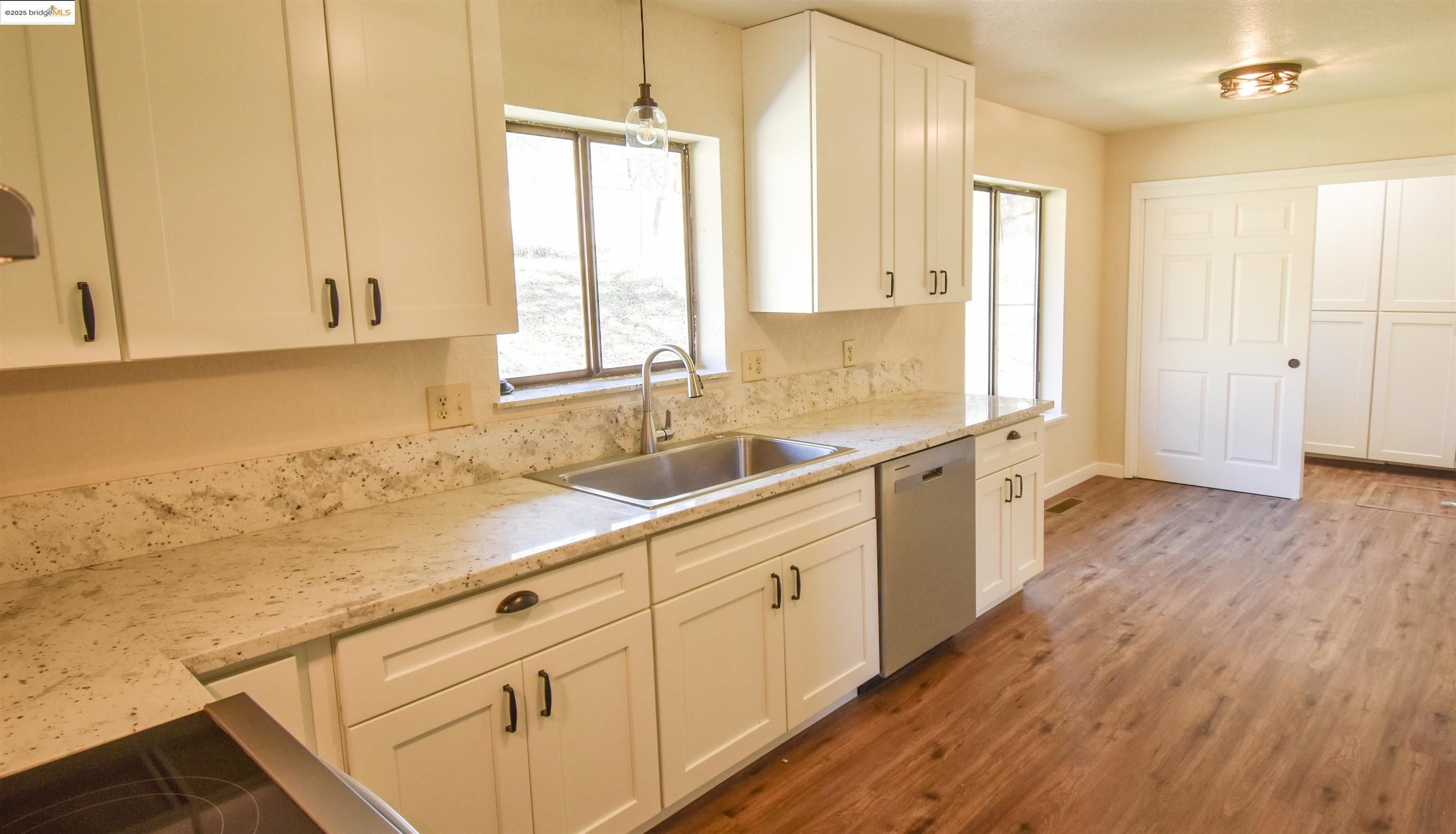 Jamestown, California, 95327, United States, 3 Bedrooms Bedrooms, ,2 BathroomsBathrooms,Residential,For Sale,1970906