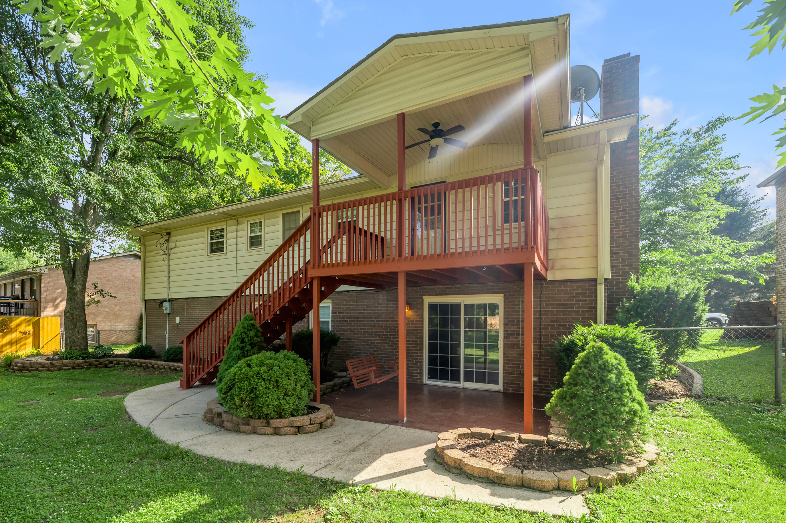  568 Merrimac Drive - 物件實景