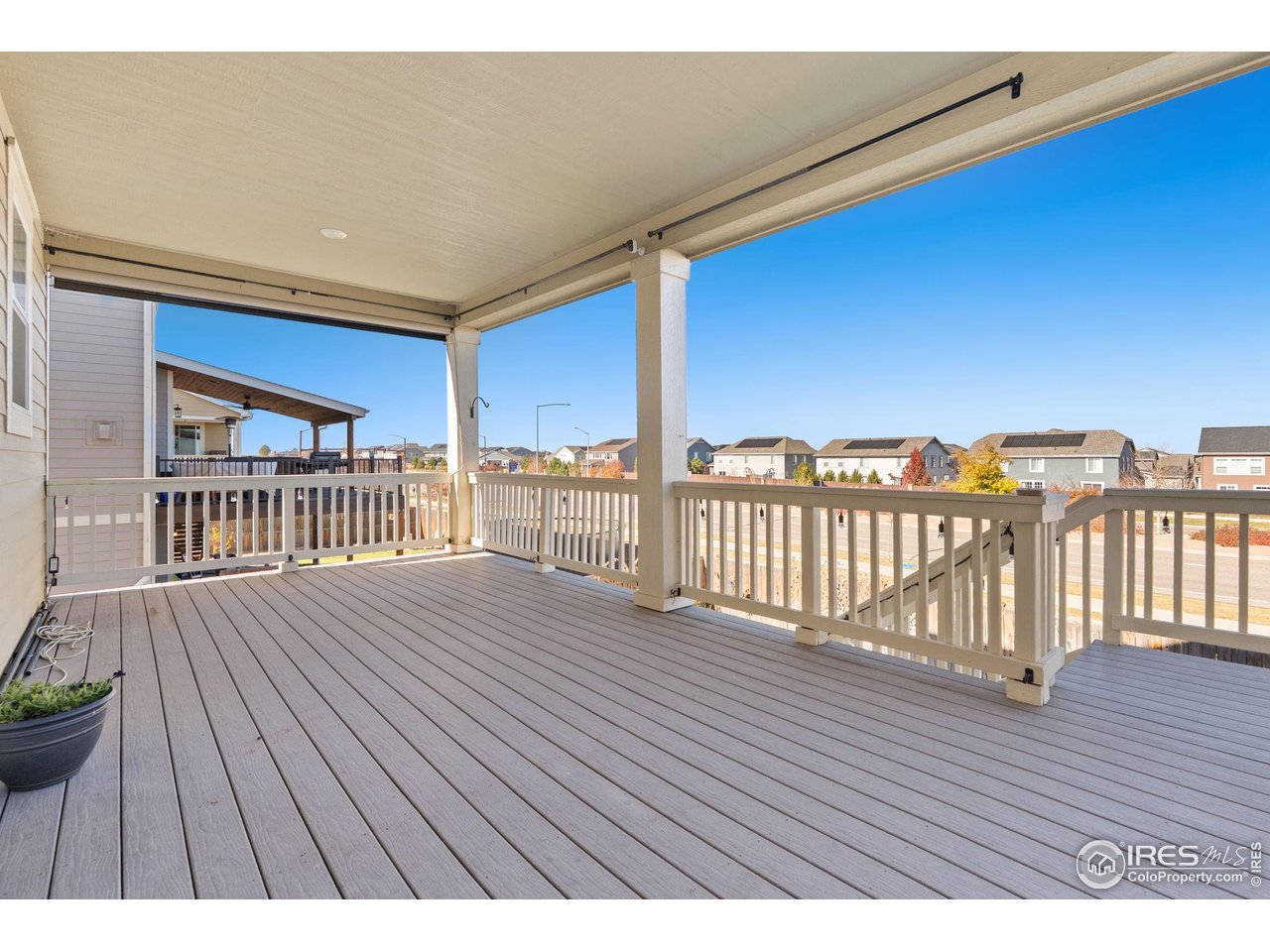 Thornton, Colorado, 80602, United States, 4 Bedrooms Bedrooms, ,4 BathroomsBathrooms,Residential,For Sale,1988981