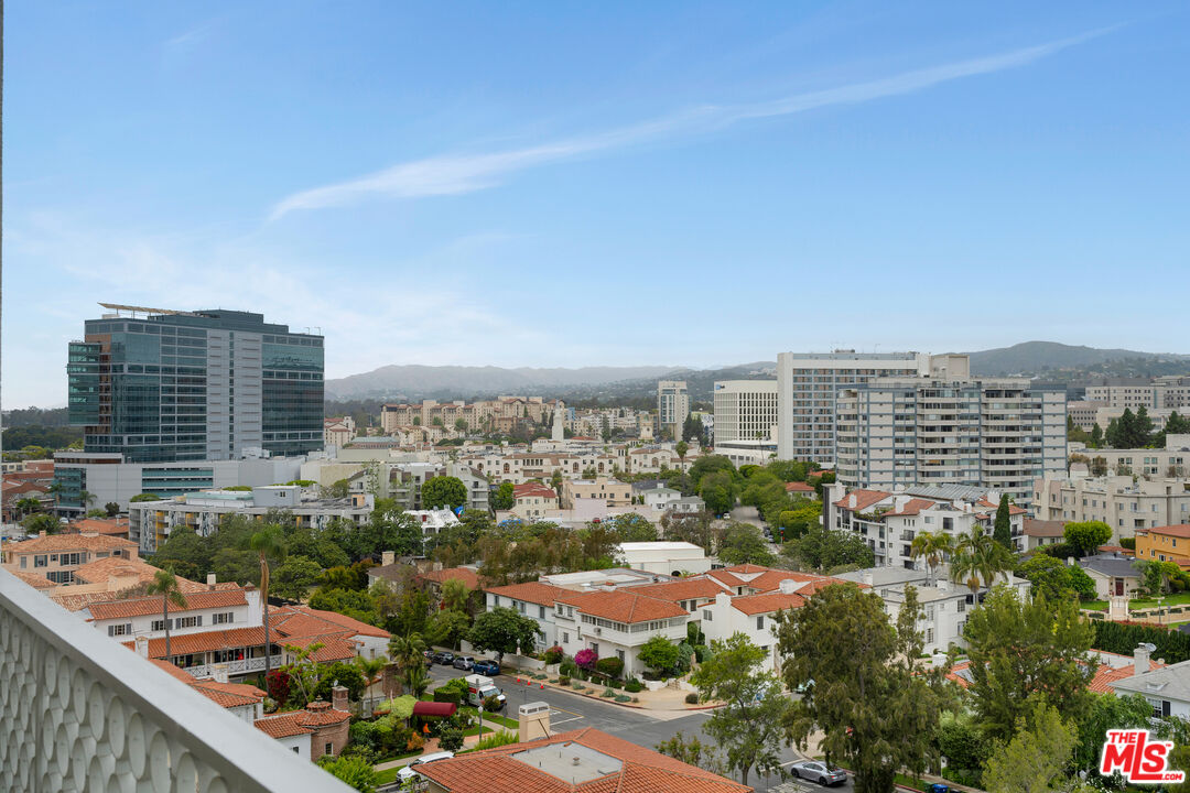 Los Angeles, California, 90024, United States, 3 Bedrooms Bedrooms, ,1 BathroomBathrooms,Residential,For Sale,1819230