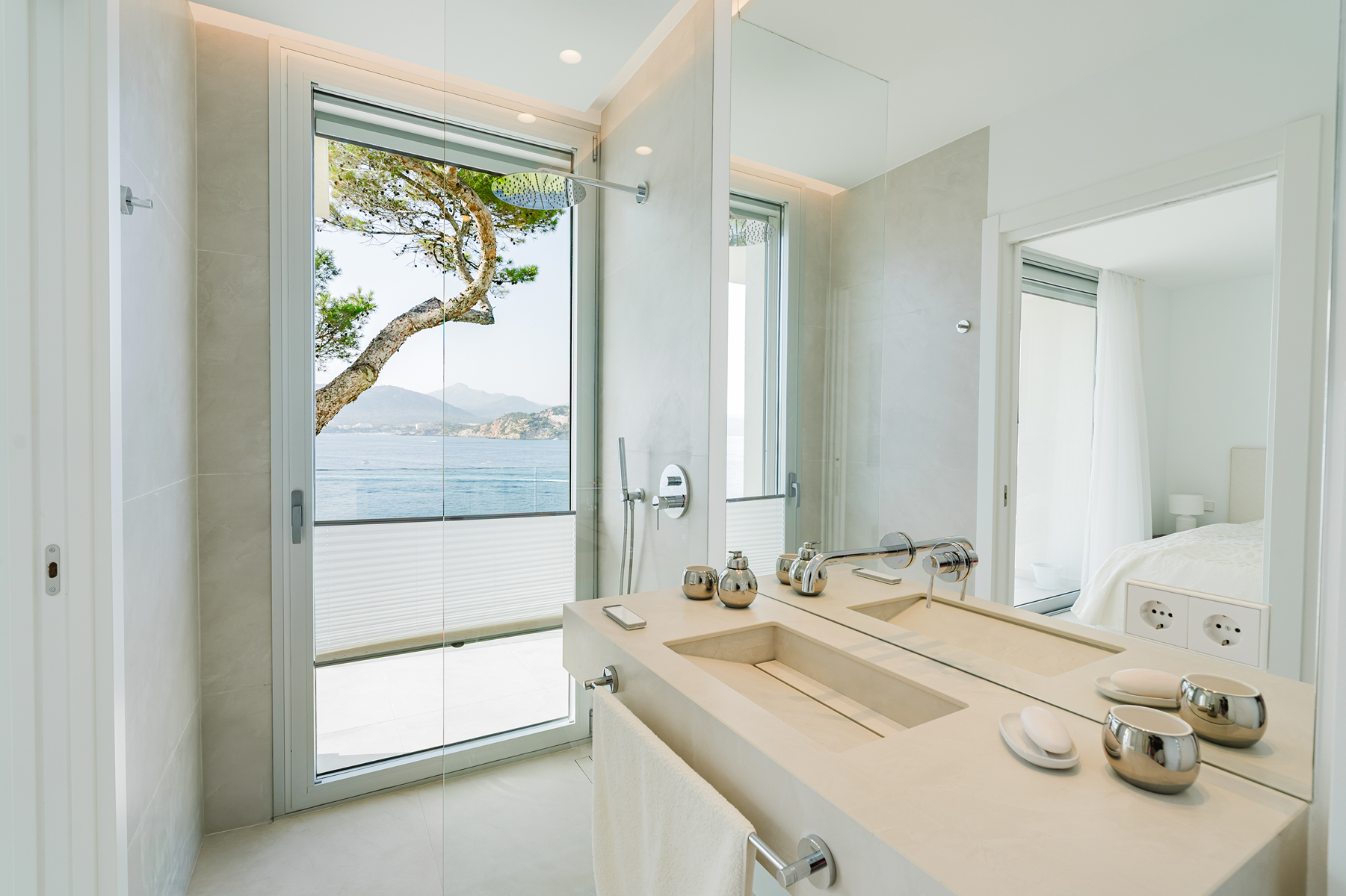  Renovated villa with pool on the front line in Santa Ponsa - 物件實景